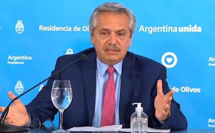Mediante un comunicado, la embajada de Finlandia desmintió a Alberto Fernández