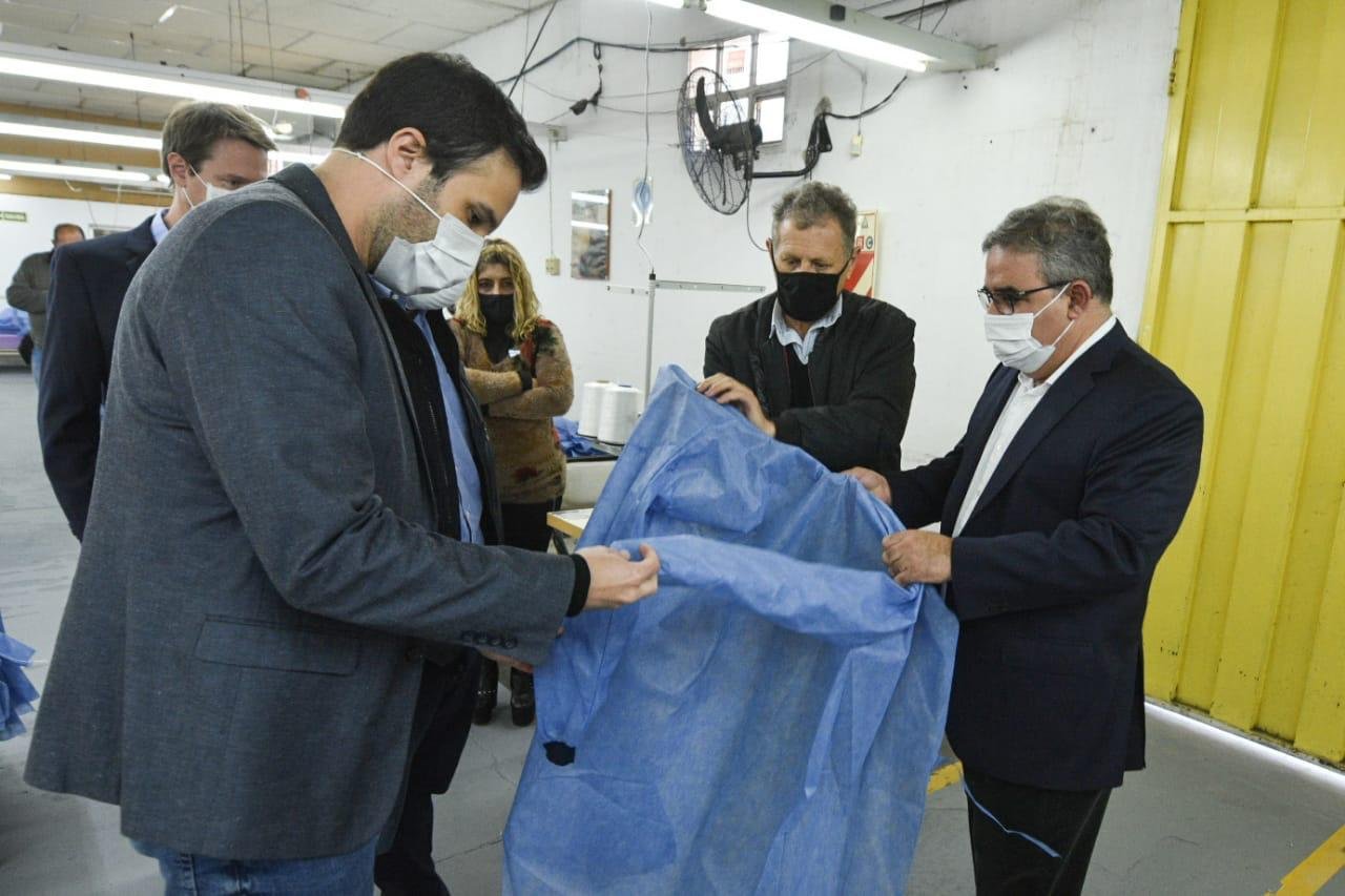 Raúl anunció más inversión para fábricas en El Pantanillo