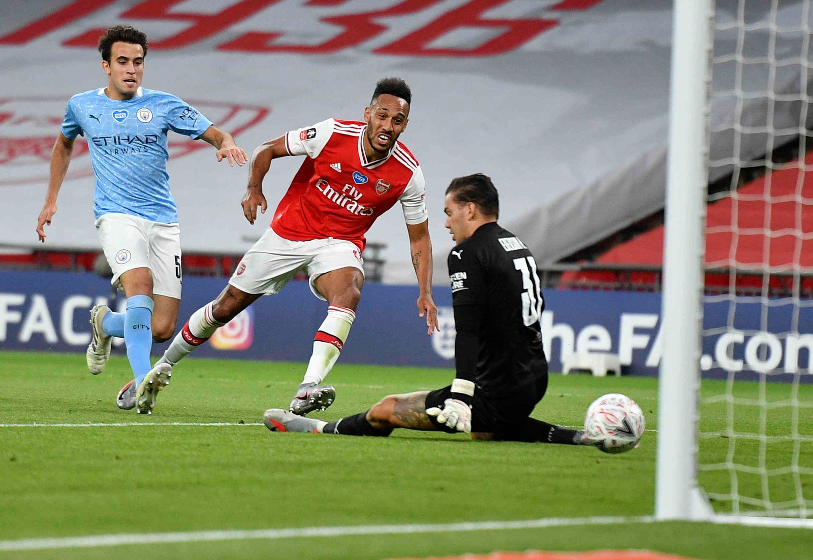 Arsenal derrotó al City por las semifinales de la FA Cup
