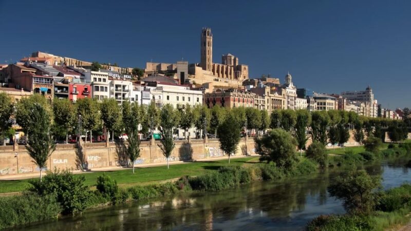 Rebrote de CV-19 en Cataluña, aislan a 200.000 personas