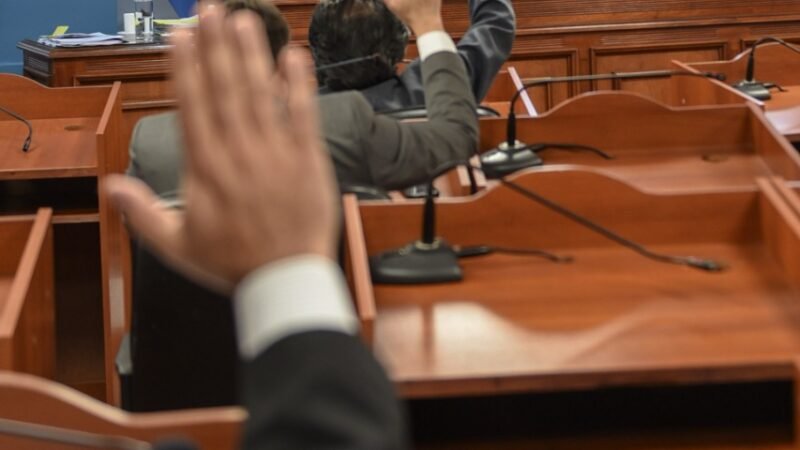 Media sanción a la Caja Complementaria Interprofesional