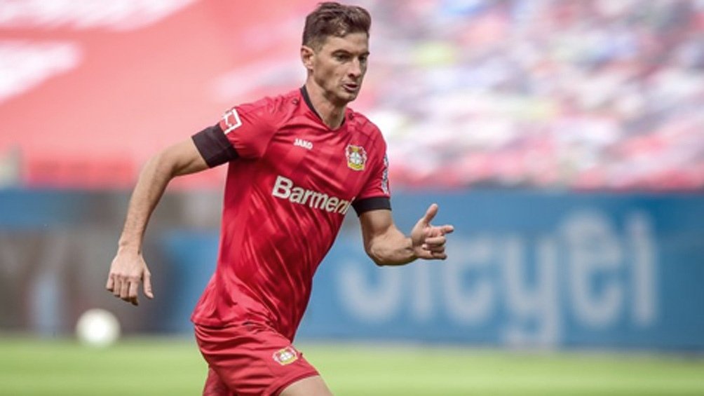Alario en la mira de dos equipos españoles