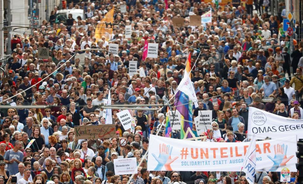 Berlin: con una multitudinaria marcha, manifestantes pidieron por el fin de la cuarentena