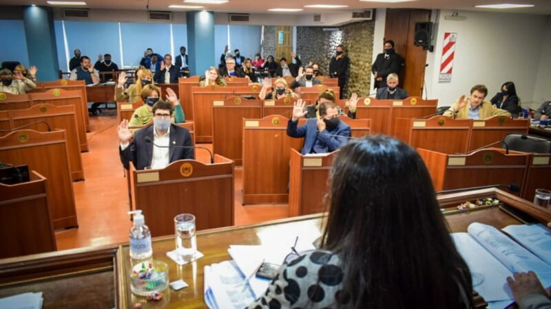 Amplían el monto para la toma de deuda del Ejecutivo