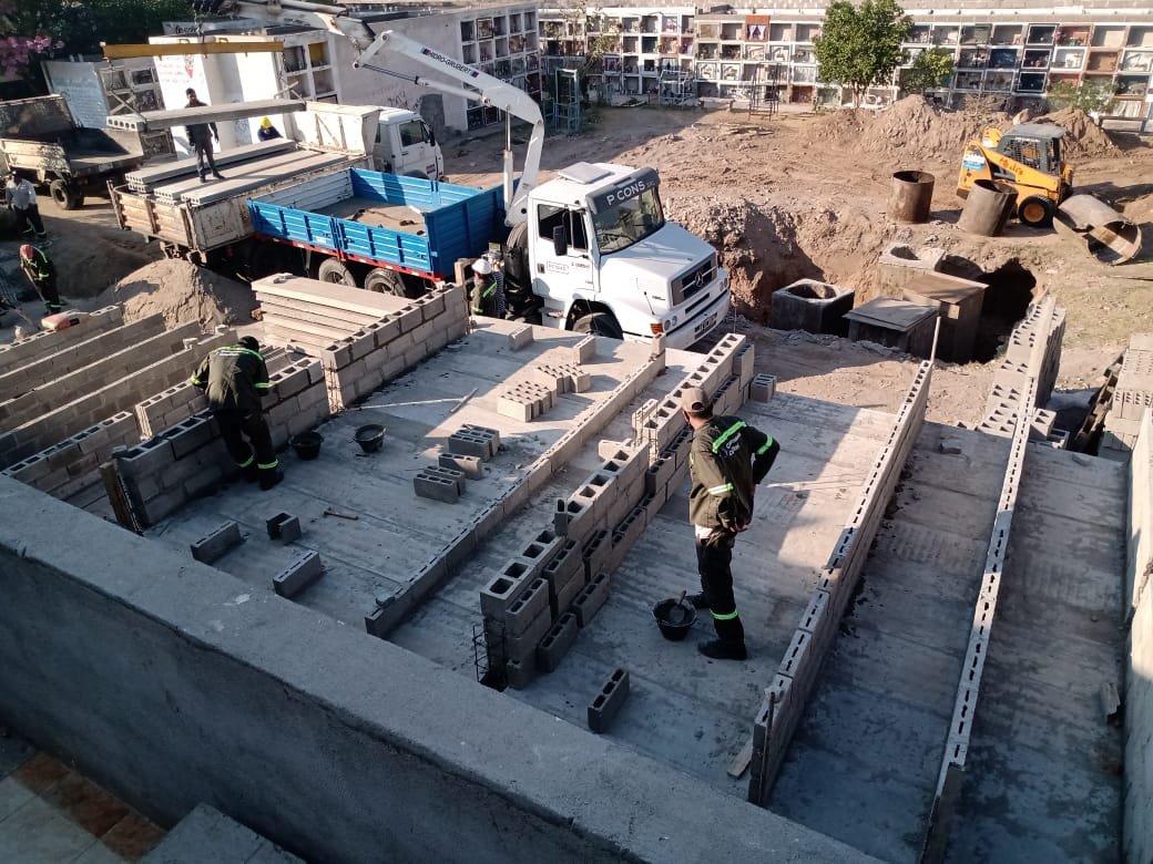 Para la municipalidad, el paro convocado por el SOEM tuvo escasa adhesión