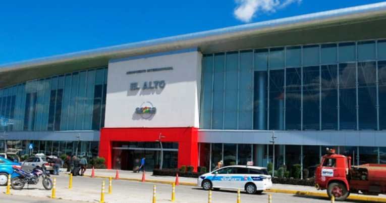 Quienes pisen suelo boliviano en vuelos internacionales, deberán tener un prueba negativa de CV-19