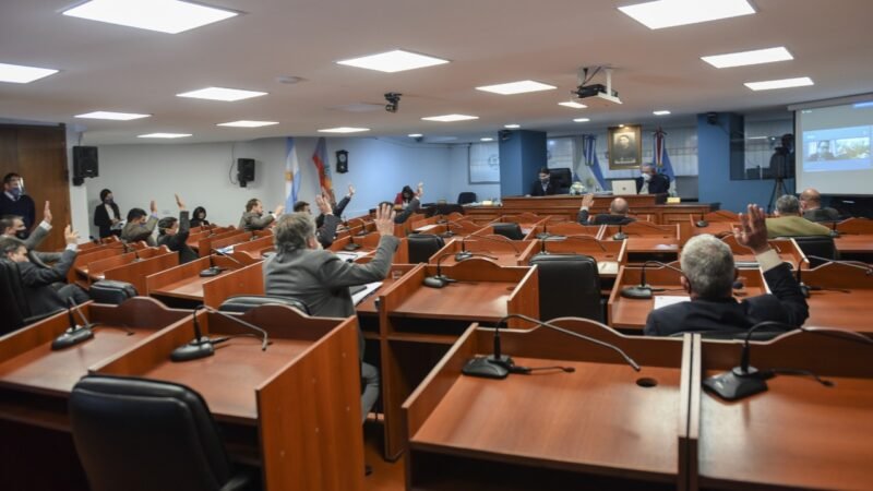Aprueban el nombramiento de Martel y Gómez como ministros de la Corte de Justicia