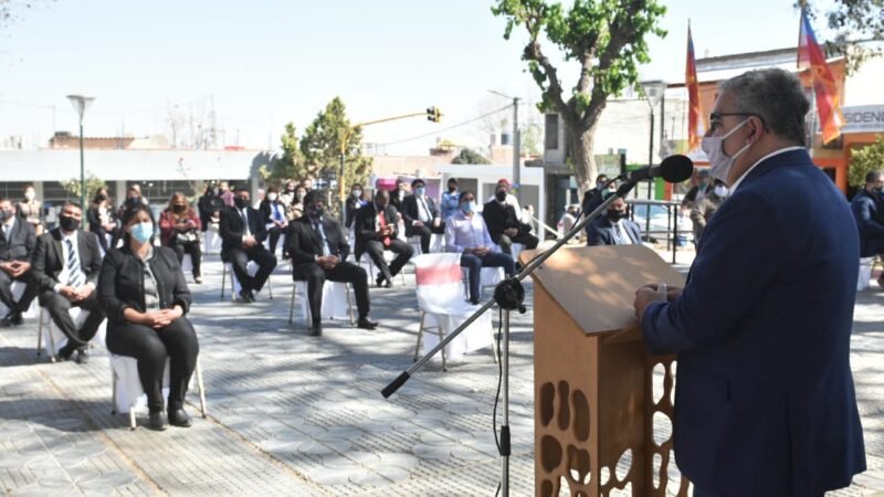 El equipo de gobierno celebró el aniversario de Pomán, entregó materiales y recorrió la ruta 14