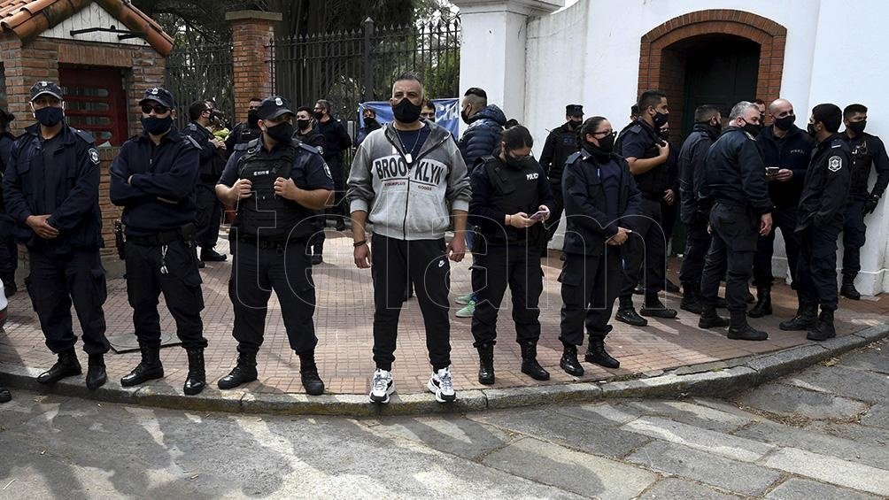 Firme repudio desde los ámbitos políticos y gremiales a la protesta policial en Olivos