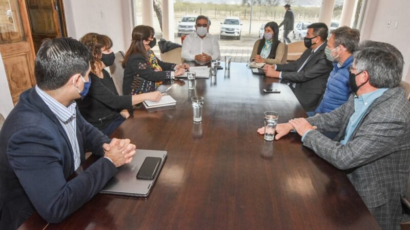 Raúl, con su equipo de gobierno, comienza a definir el Presupuesto 2021