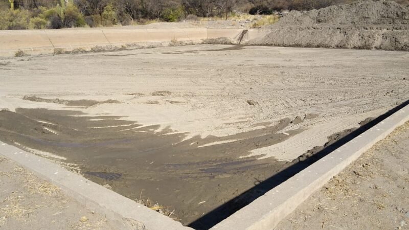 Avanzan los trabajos en la represa de Ampajango