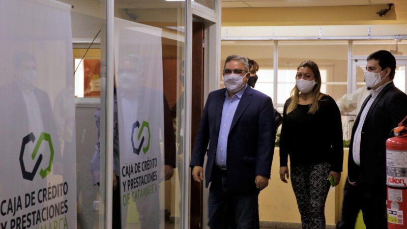 Raúl Jalil anunció línea de créditos y un nuevo sorteo hipotecario
