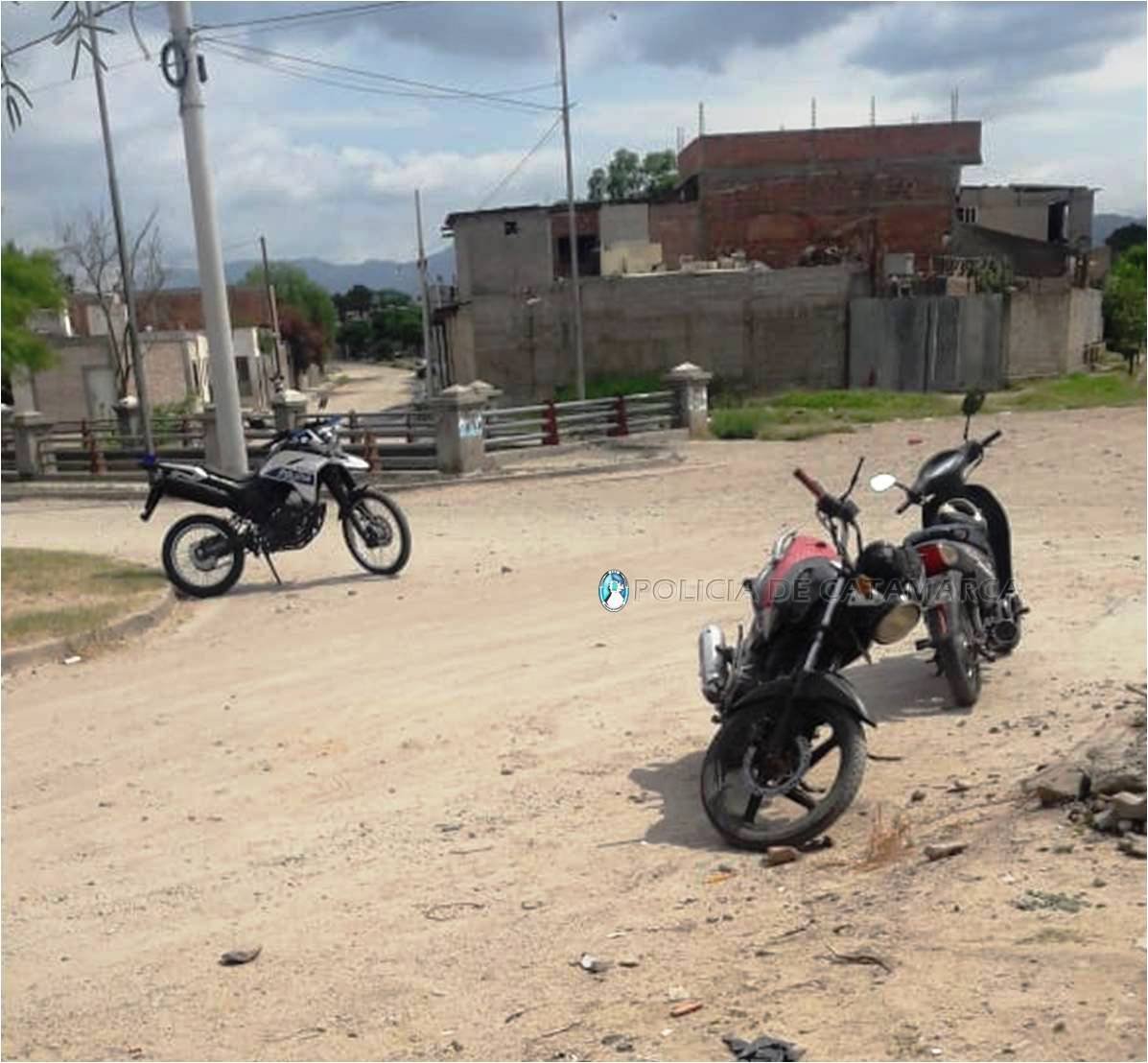 Dos motos colisionaron en la zona norte de la Capital