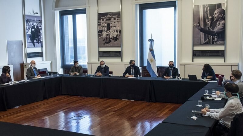El gabinete económico analizó la continuidad del IFE y ATP