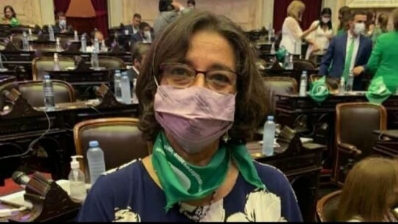 Lucia Corpacci: «“Siendo muy jovencita fui medica en un hospital de Córdoba, Recibíamos abortos provocados, abortos sépticos, abortos realizados en las peores condiciones»