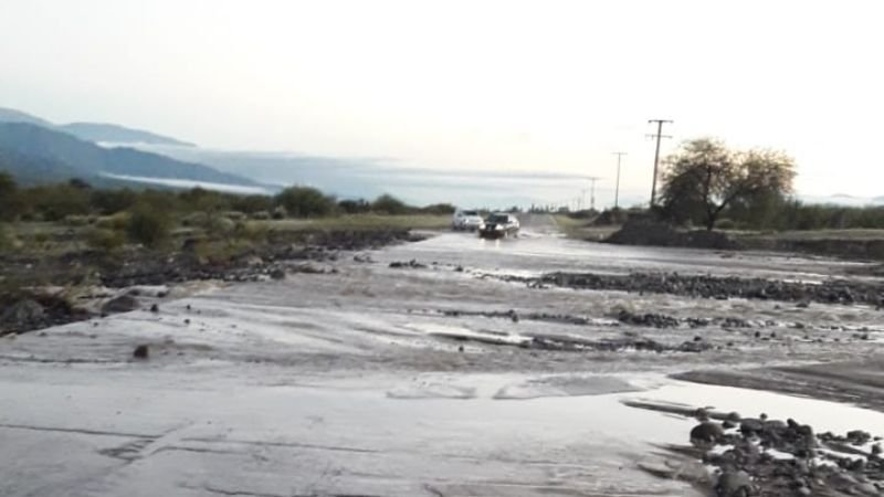 Ríos crecidos en Santa María complican al circulación por la Ruta 40