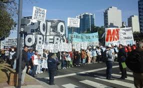 Organizaciones sociales vuelven a marchar por la 9 de Julio