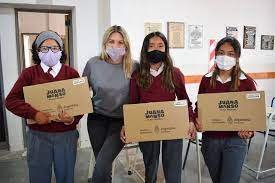 Educación entregó Netbooks a alumnos de Antofagasta de la Sierra