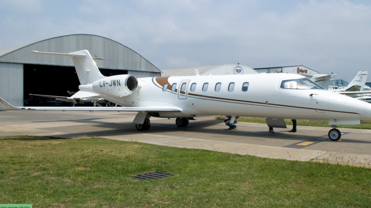 El avión sanitario se encuentra en Estados Unidos