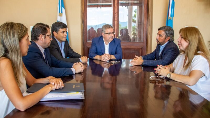 El Gobernador recibió a la Comisión Evaluadora