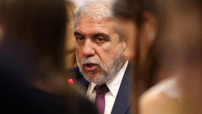 Aníbal Fernández brindo un informe de gestión en Diputados