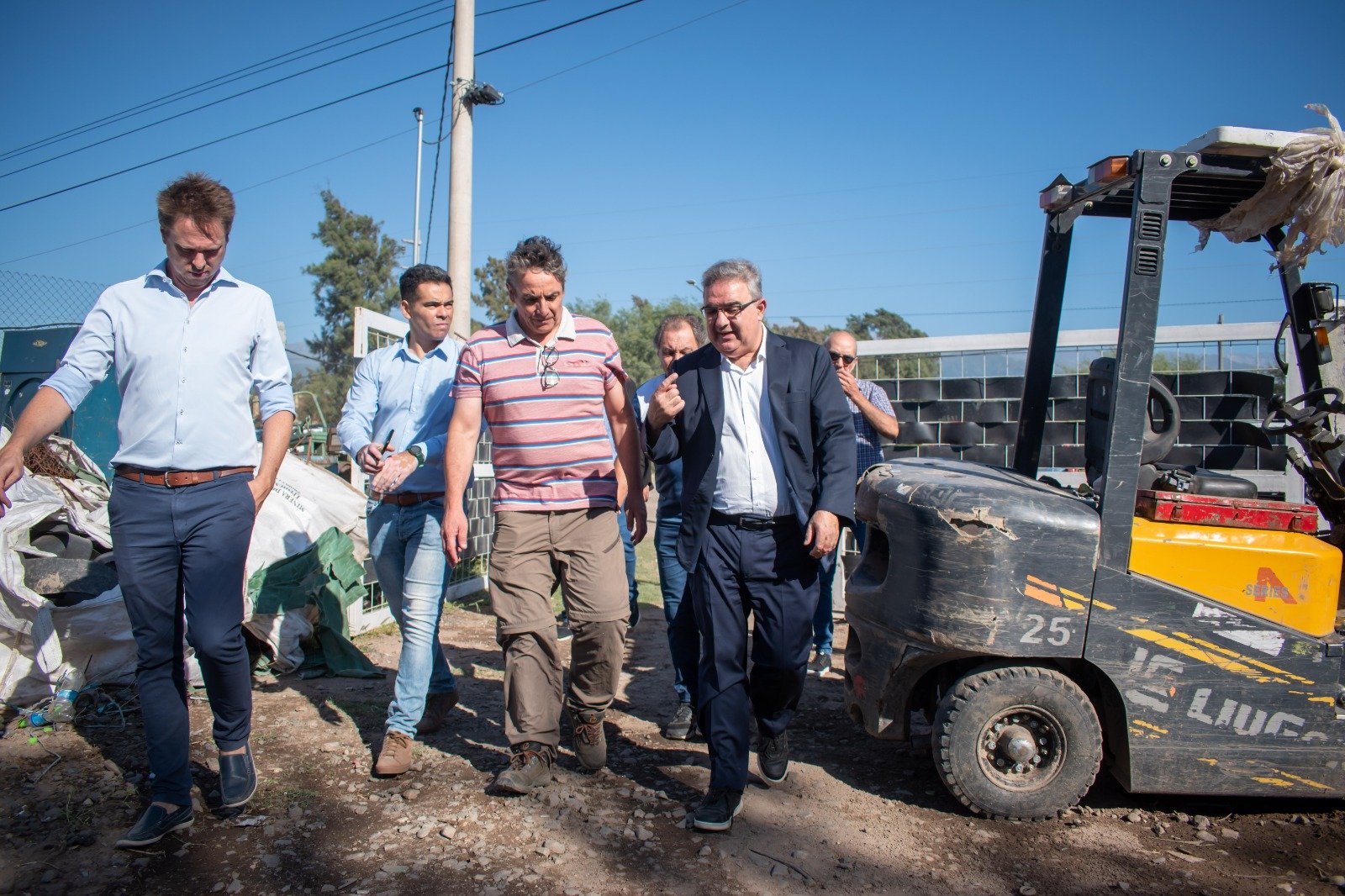 El Gobernador visitó la planta de reciclaje en El Pantanillo