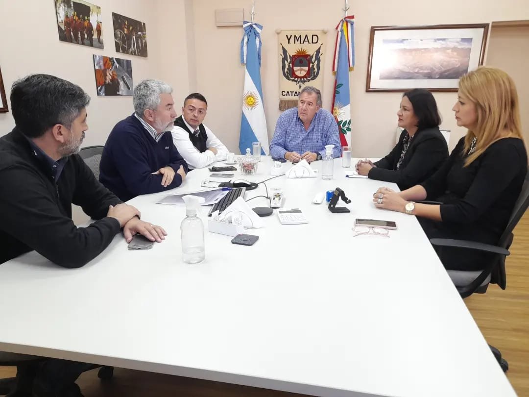 Alumnos de la Facultad de Cs. Exactas harán prácticas en YMAD
