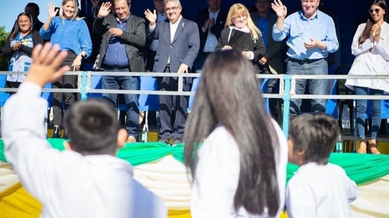 Raúl Jalil celebró junto a los recreinos un nuevo aniversario de la jurisdicción
