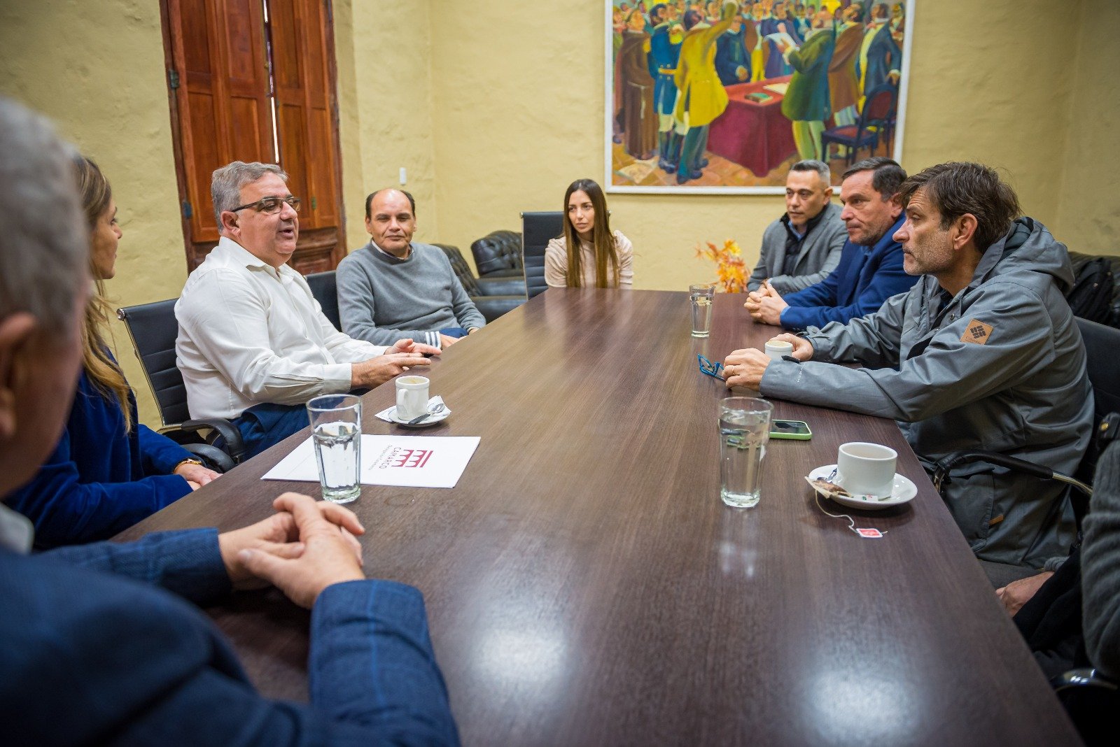 Reunión con la Cámara de la Construcción para planificación y continuidad de obras en la provincia