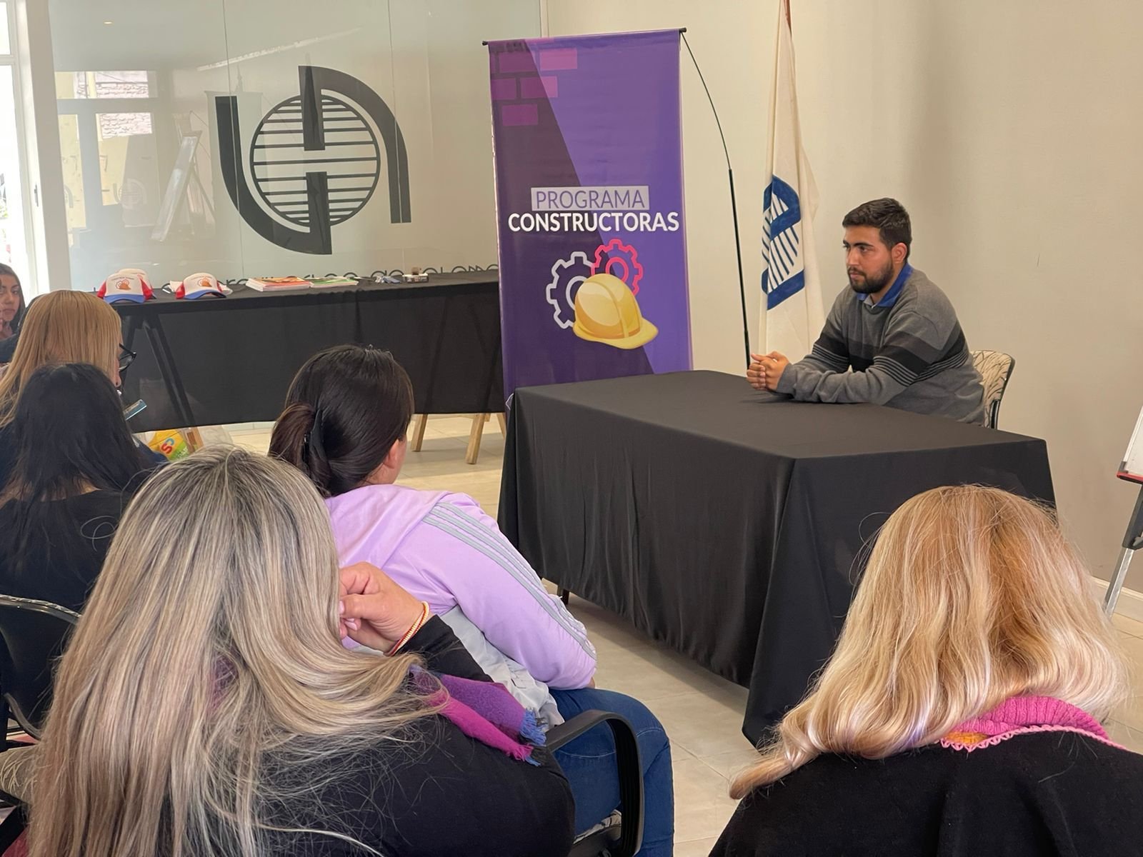 Inició el curso del Programa “Constructoras”