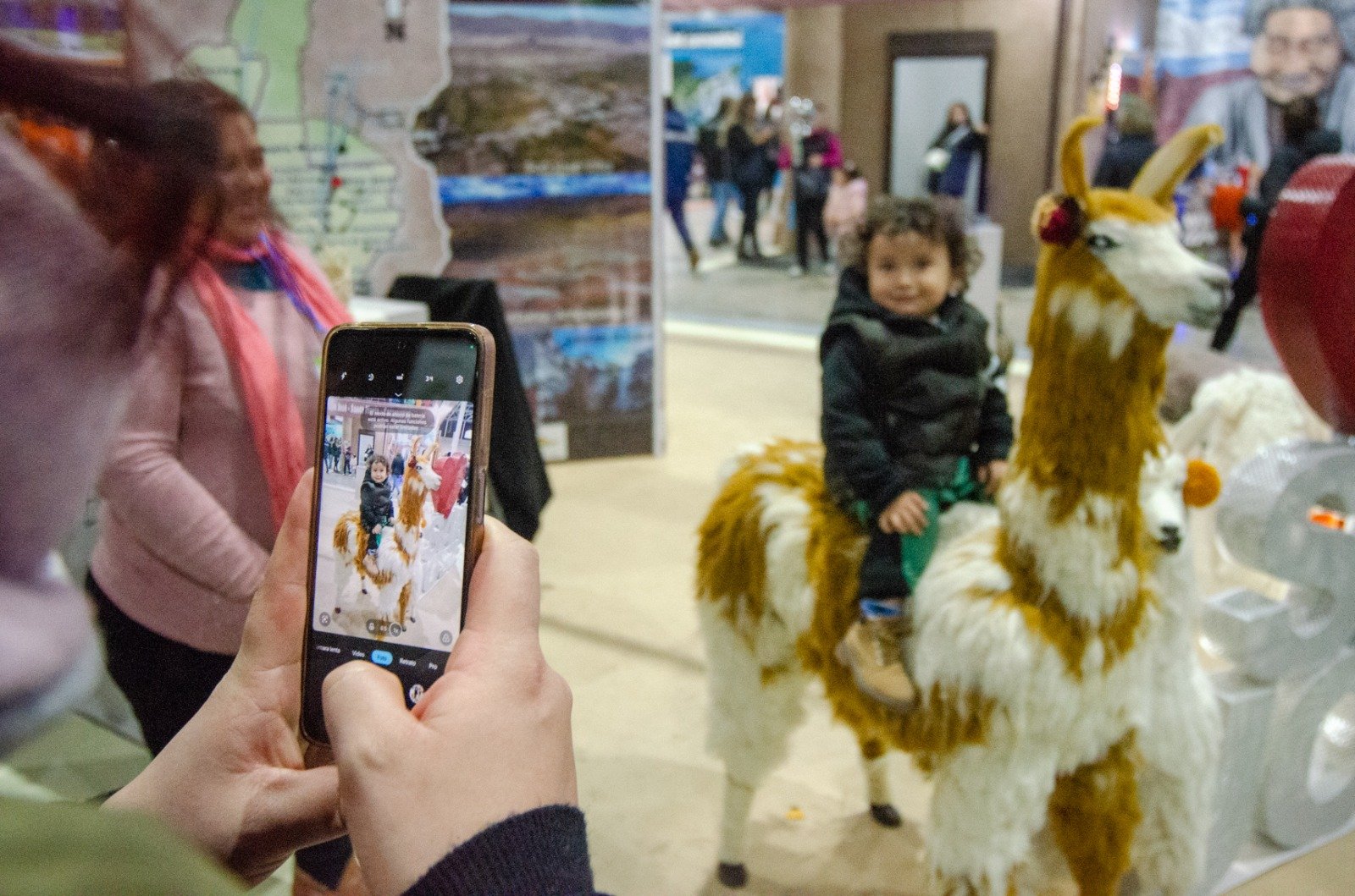 Turismo en redes sociales: influencers y youtubers en la Fiesta del Poncho