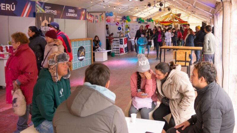 El Paseo de los Inmigrantes atrae al público con sabores e historia