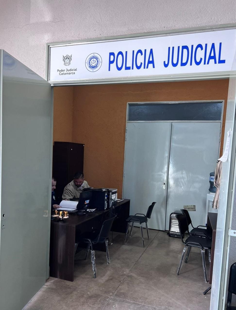 Policia Judicial en el Poncho