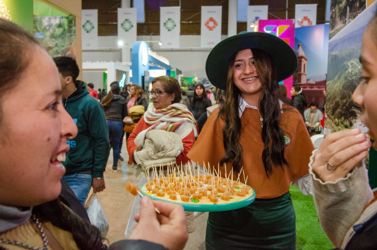 Pabellón de Turismo: Viajar por Catamarca a través de los sabores