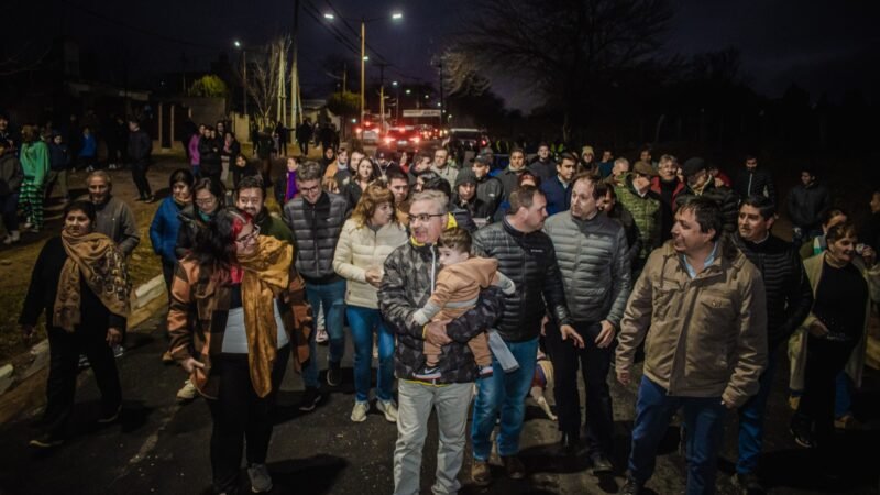 Raúl inauguró asfaltado urbano en La Merced y anunció la recuperación de la ex Ruta 38