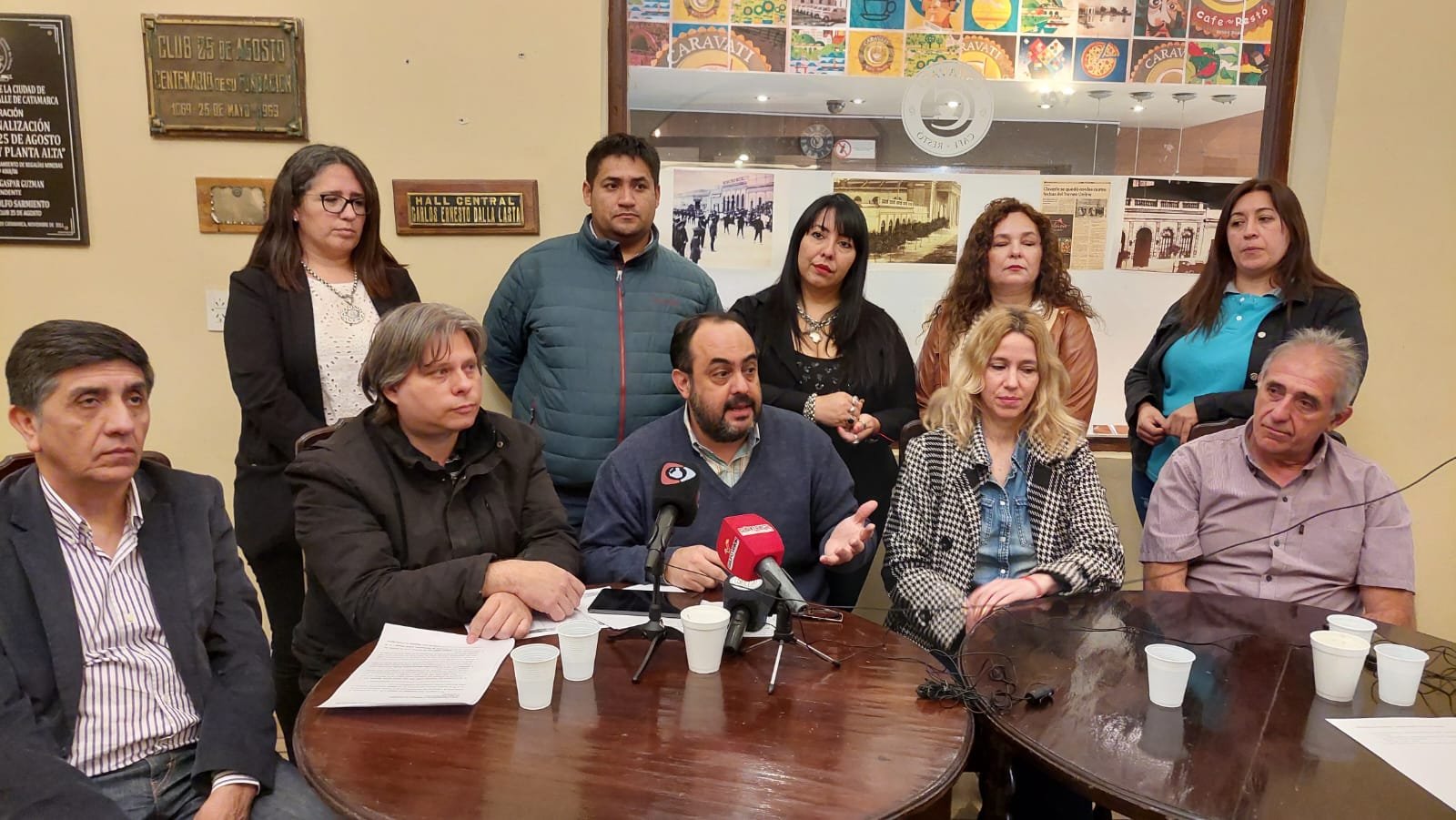 Empleados estatales exigen al Gobierno participar de paritarias salariales