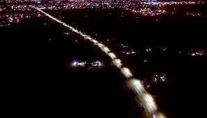 Jalil inauguró nuevo asfaltado e iluminación en la Avenida Juan Pablo II
