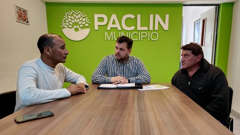 Ayuda económica para la liga departamental de fútbol de Paclín
