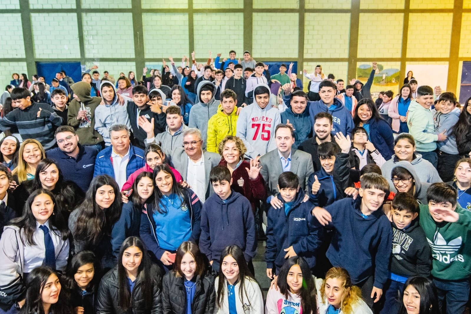 Raúl acompañó a los alumnos de Capayán que participan de las Olimpiadas del Saber 2023