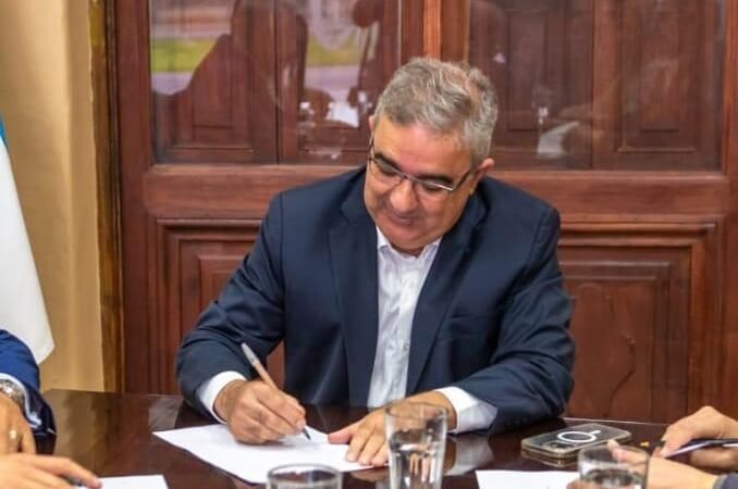 Jalil: “El sueldo de los estatales es uno de los más altos del norte”