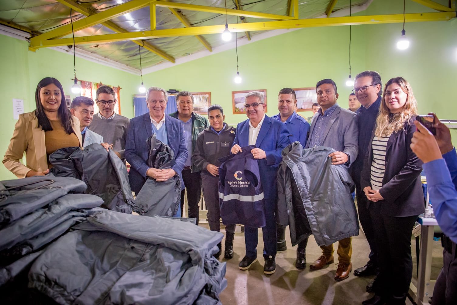 El Gobernador retomó sus actividades con una visita el Servicio Penitenciario y reunión de Gabinete