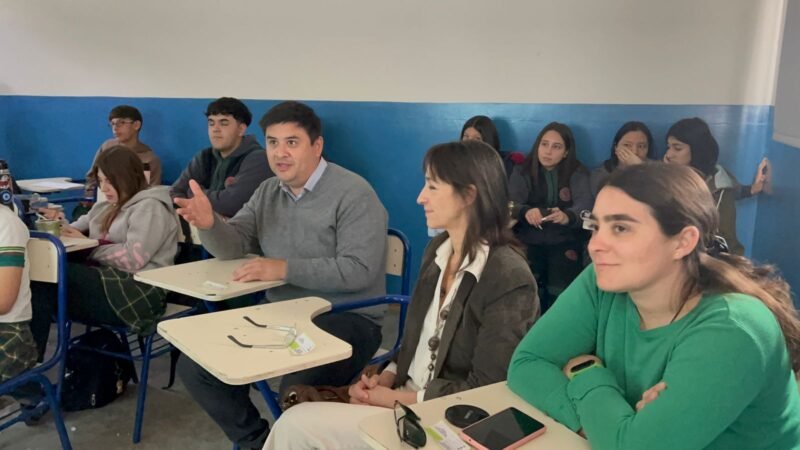 Exito del Programa Jóvenes Anfitriones de la Capital