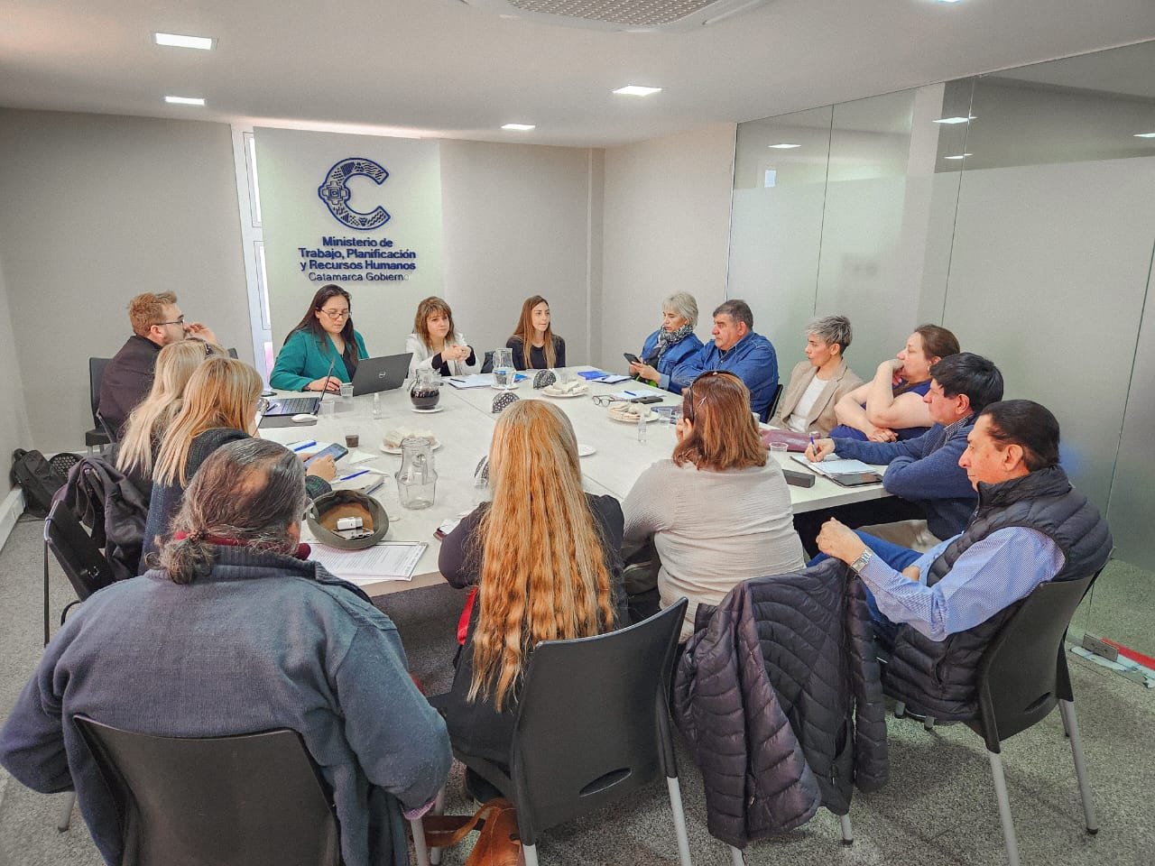 Provincia confirmó que garantizará el salario mínimo docente de $200.000