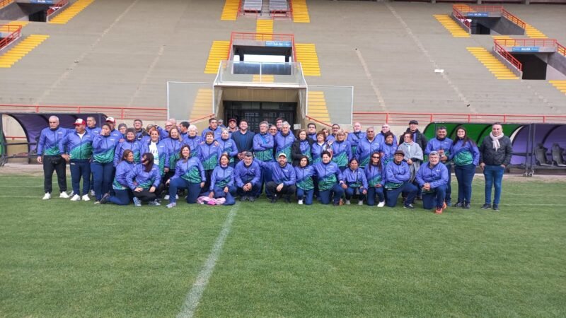 La delegación catamarqueña partió rumbo a los Juegos Evita de adultos mayores