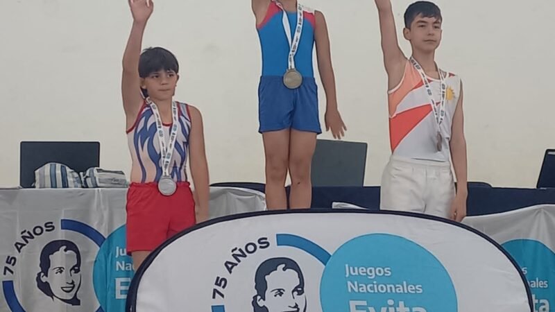 Rivero y Tobares sumaron medallas para Gimnasia en Trampolin