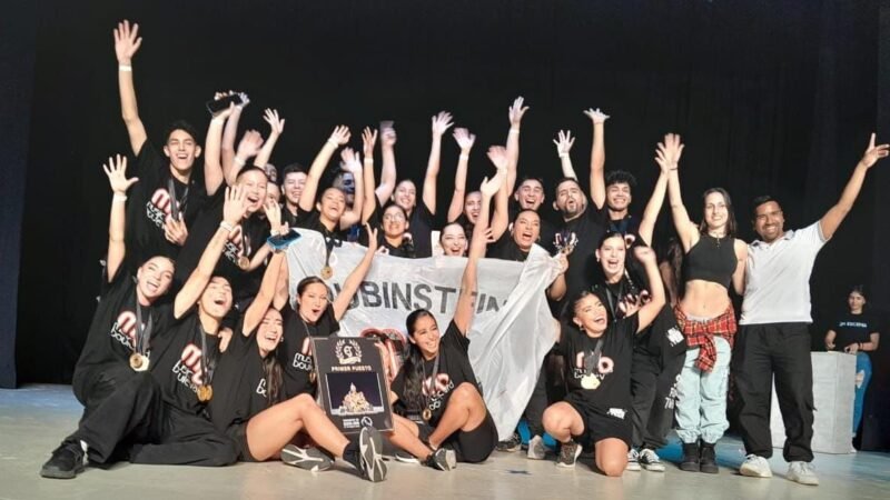 Bailarines del Rubinstein multipremiados en Carlos Paz