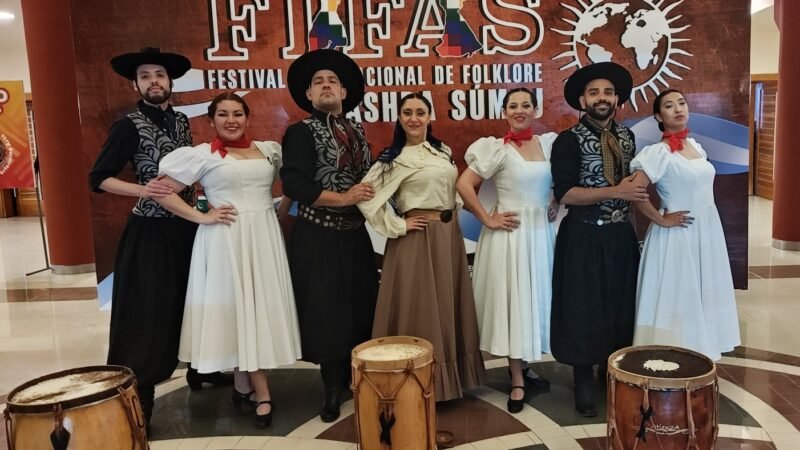 El Ballet de Ciencias Económicas en festival internacional