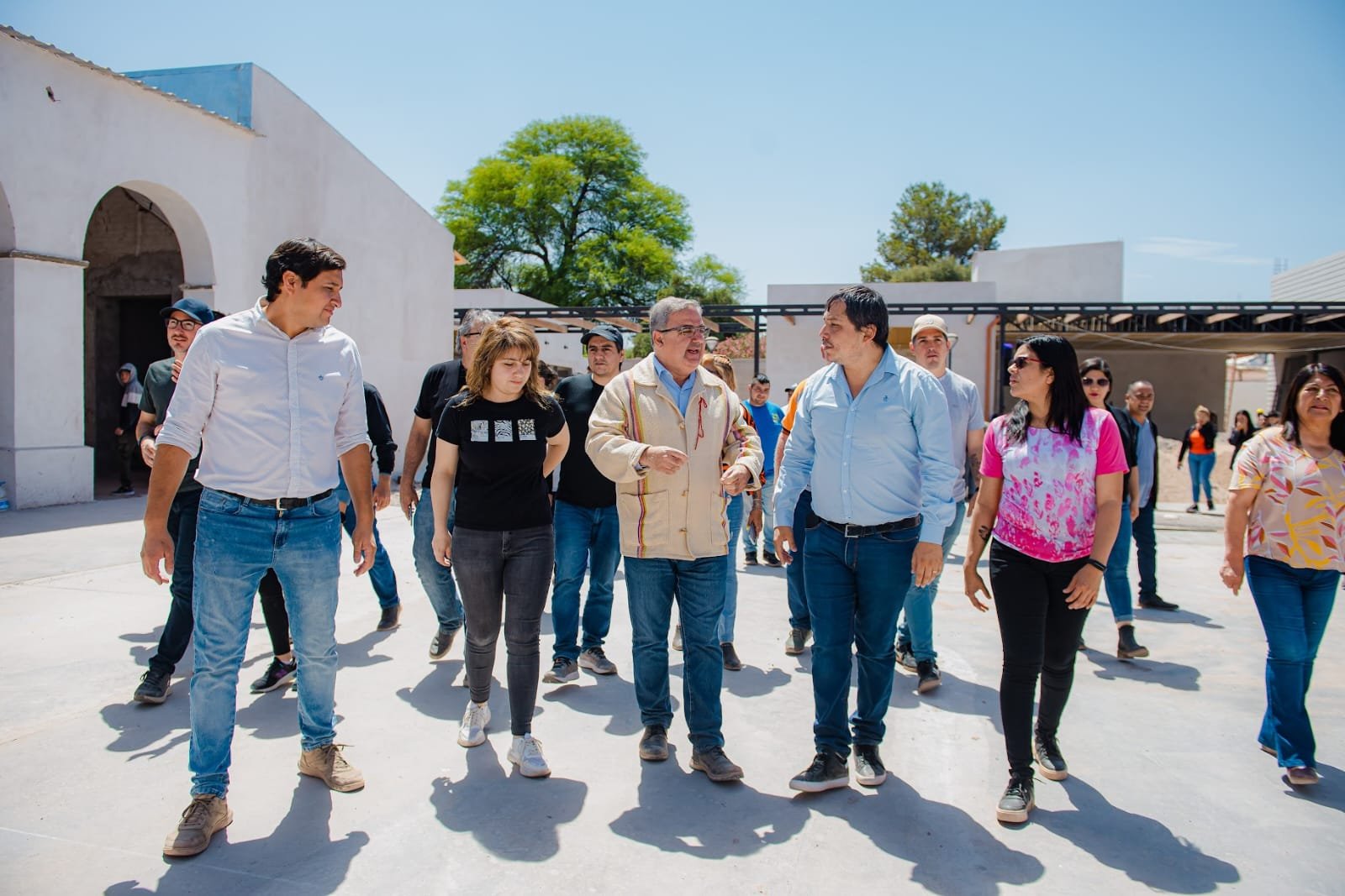 Raúl y el intendente Nóblega recorrieron el Paseo de los Sabores y el Parque “Aldacira Andrada”