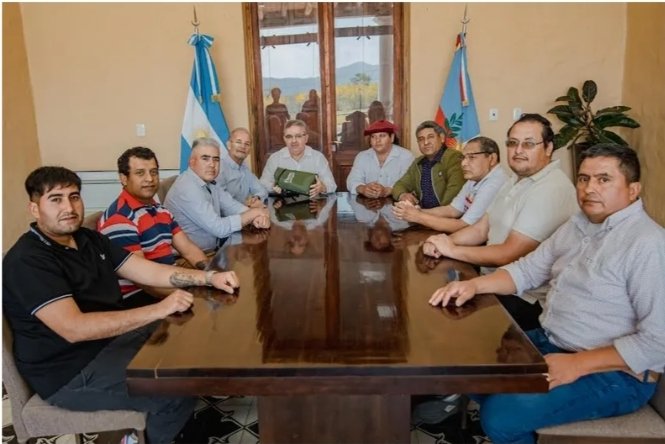 RENATRE y UATRE también sumaron su apoyo a Massa