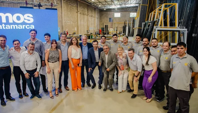 Jalil, presente en inauguración de fábrica